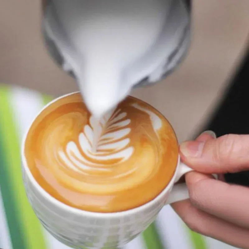 Milk Jugs Stainless Steel Frothing Pitcher Pull Flower Cups Coffee Milk Frother Latte Art Milk Foam Tool Coffeware