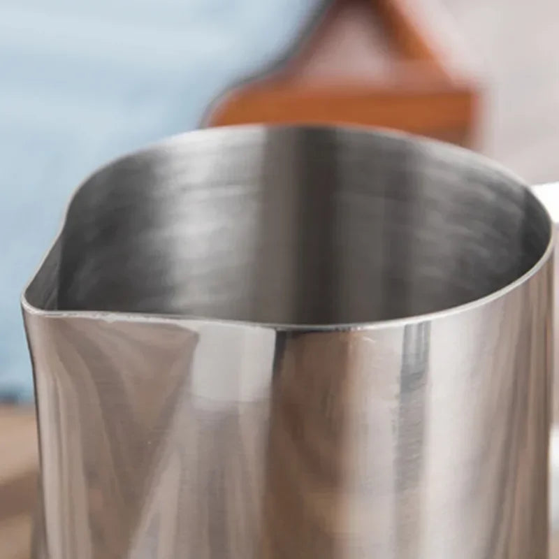 Milk Jugs Stainless Steel Frothing Pitcher Pull Flower Cups Coffee Milk Frother Latte Art Milk Foam Tool Coffeware